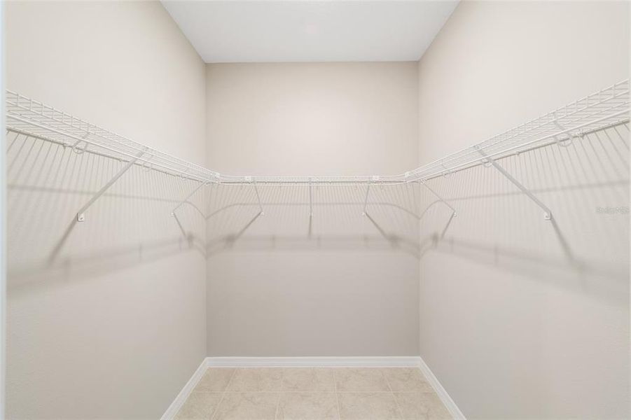 Spacious, unfurnished interior of a new home in Calesa Township, Ocala (Image 30).