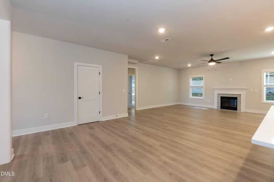 Spacious, unfurnished interior of a new home in Kelly Farms, Lillington (Image 20). Spacious, unfurnished interior of a new home in Kelly Farms, Lillington (Image 20).