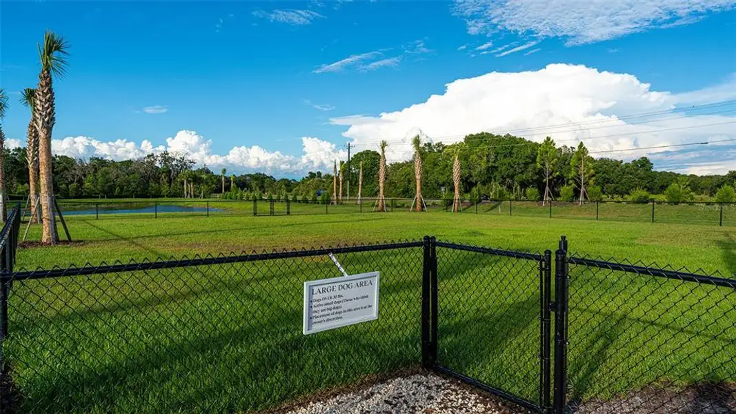 Community amenities in Bella Lago, Parrish (Image 49). Community amenities in Bella Lago, Parrish (Image 49).