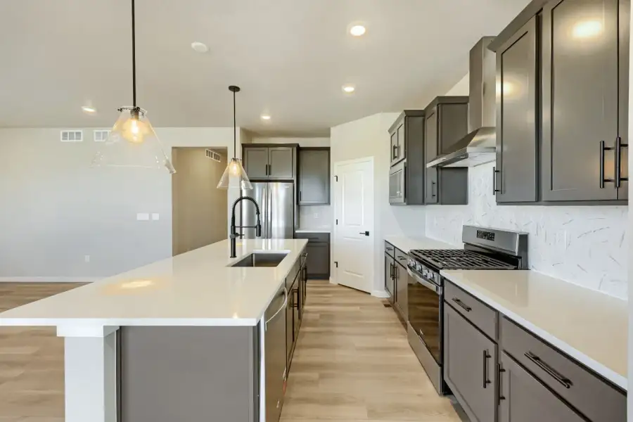 New Home in Parker, CO.  - Slide 9