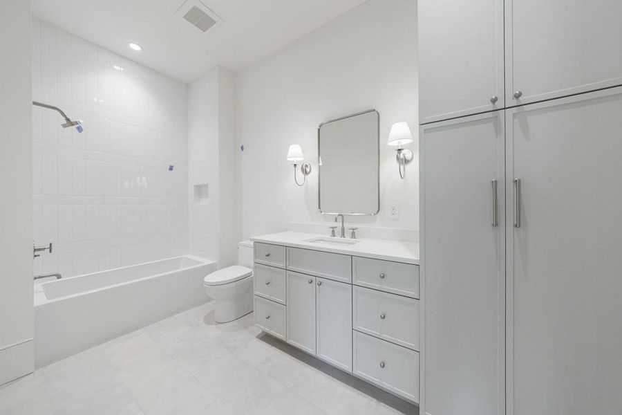 Furnished interior view inside a new home in , Atlanta (Image 58). Furnished interior view inside a new home in , Atlanta (Image 58).