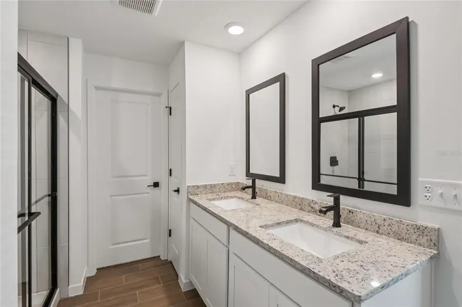 Furnished interior view inside a new home in Royal Highlands, Weeki Wachee (Image 4).