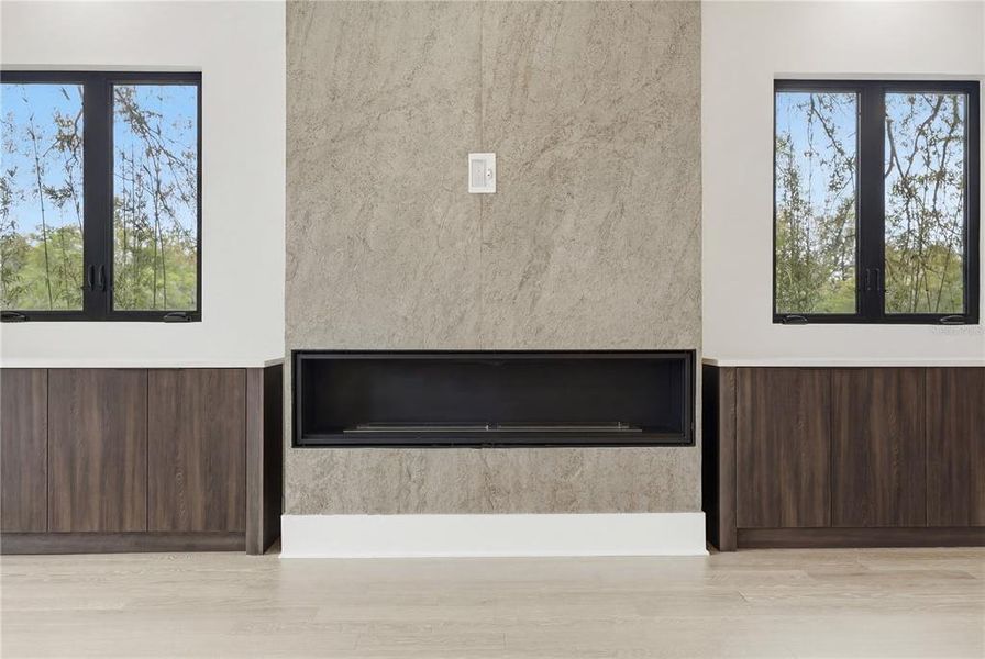 Sample of building materials used in homes in , Tampa (Image 54).