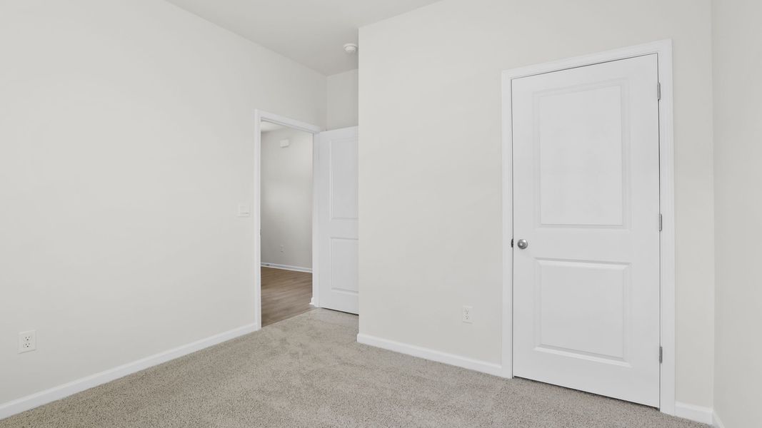 Spacious, unfurnished interior of a new home in Spring Ridge, Anderson (Image 23).