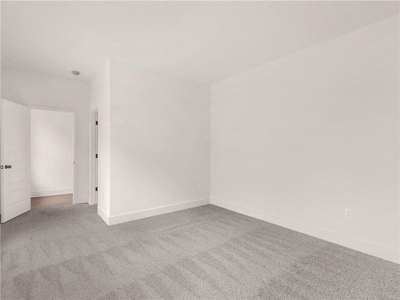 Spacious, unfurnished interior of a new home in , Mansfield (Image 41).