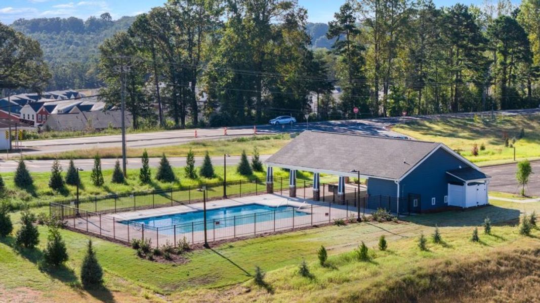 Community amenities in Village at Pine Valley, Gainesville (Image 6).