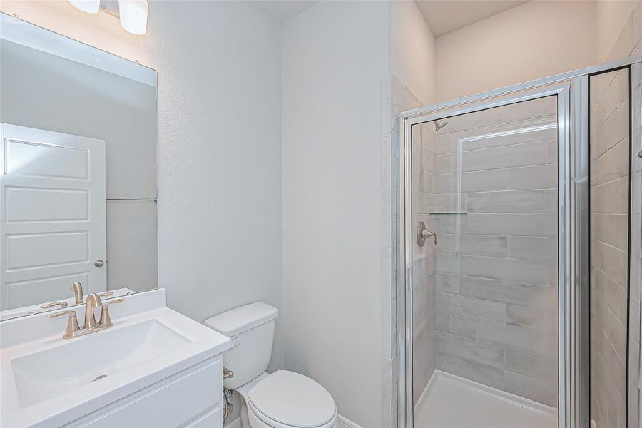 Furnished interior view inside a new home in La Segarra, Brookshire (Image 17).