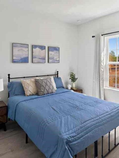 Furnished interior view inside a new home in , Dunnellon (Image 22).