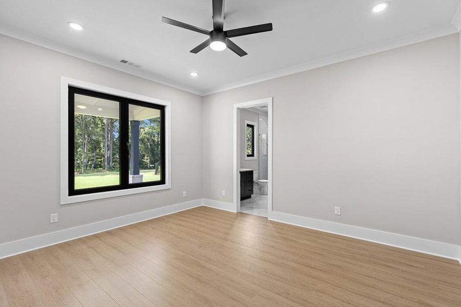 Spacious, unfurnished interior of a new home in , Jefferson (Image 54).
