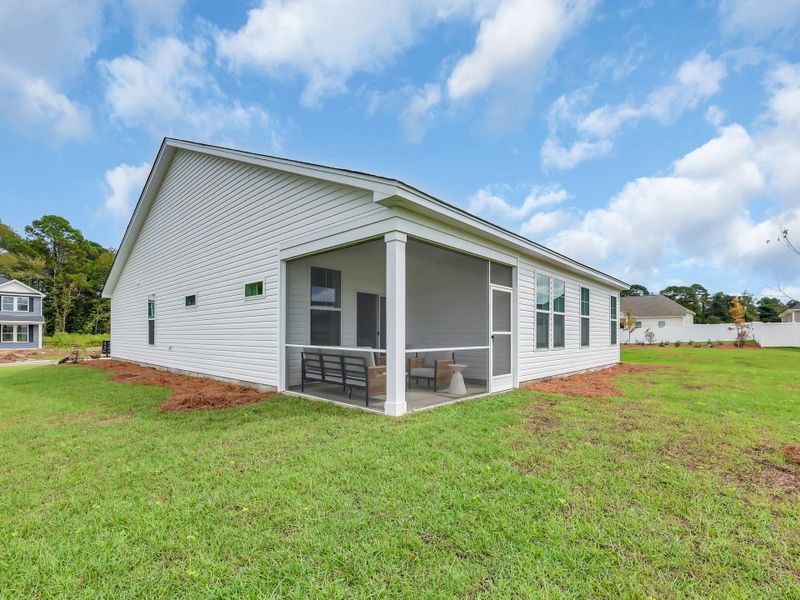 Representative exterior details of a home built from the Courtland II by Great Southern Homes in Westwood Reserve, Conway (Image 31).