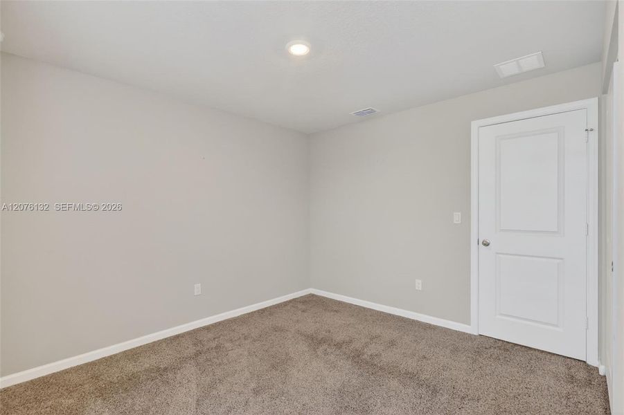 Spacious, unfurnished interior of a new home in , Stuart (Image 36).