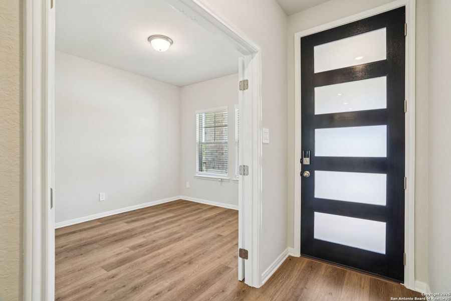 Spacious, unfurnished interior of a new home in Royal Crest, San Antonio (Image 34). Spacious, unfurnished interior of a new home in Royal Crest, San Antonio (Image 34).