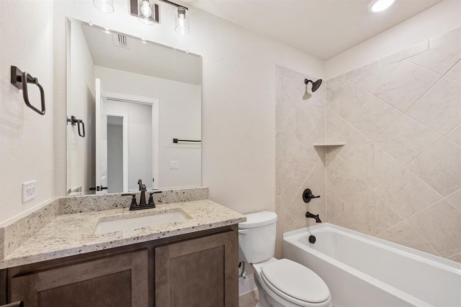 Furnished interior view inside a new home in Sonoma Verde, McLendon-Chisholm (Image 12).