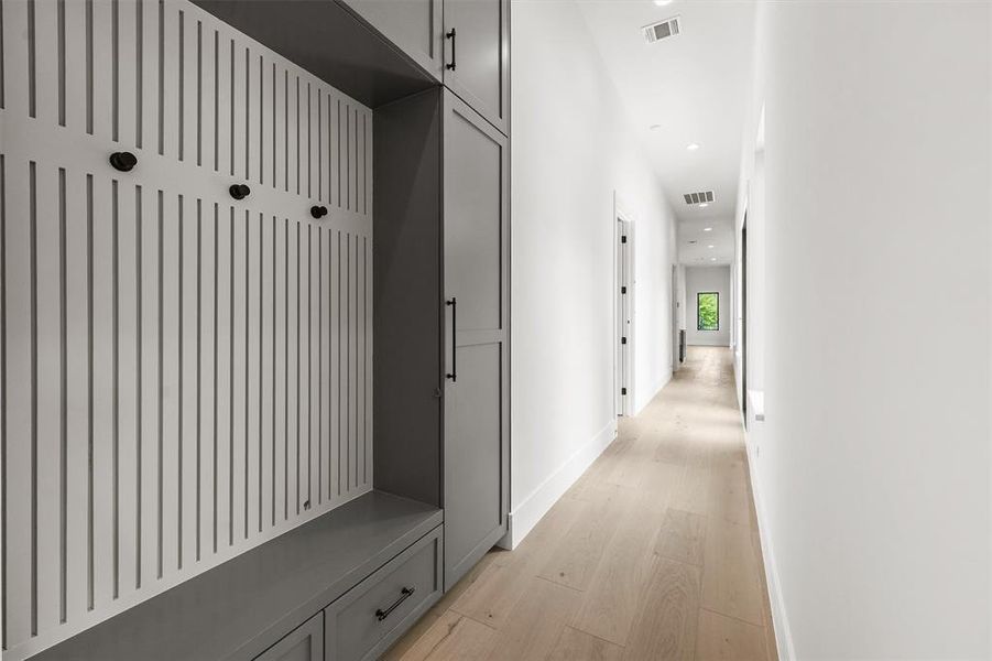 Spacious, unfurnished interior of a new home in , Montgomery (Image 18).