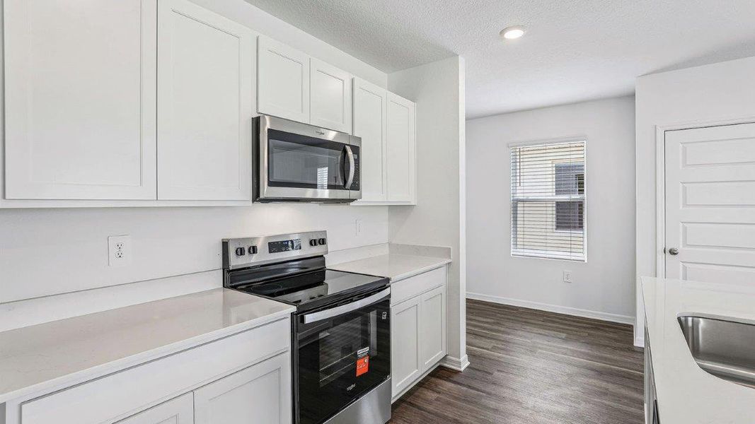 Furnished interior view inside a new home in Avalon Park Tavares, Tavares (Image 7).