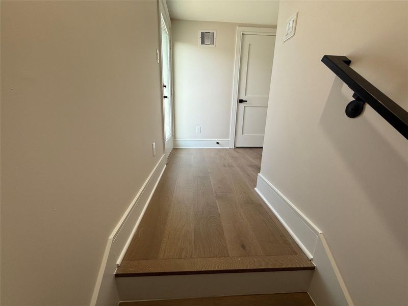 Spacious, unfurnished interior of a new home in , Houston (Image 22).