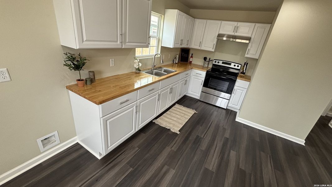 Furnished interior view inside a new home in , Nixon (Image 5).