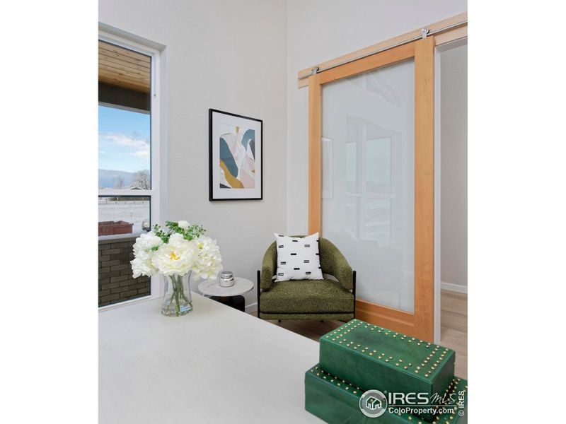 Furnished interior view inside a new home in Northstar, Longmont (Image 27).