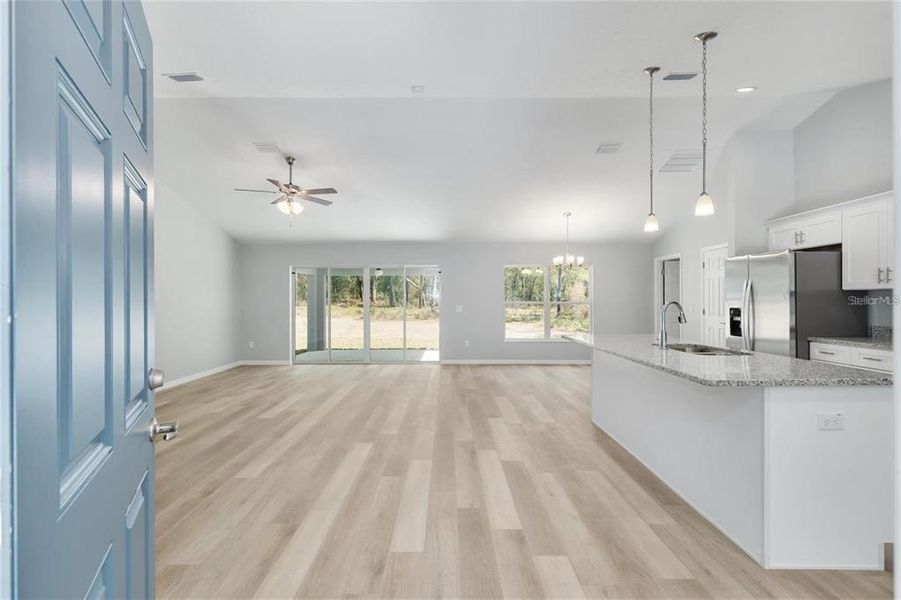 Spacious, unfurnished interior of a new home in , Dunnellon (Image 14).