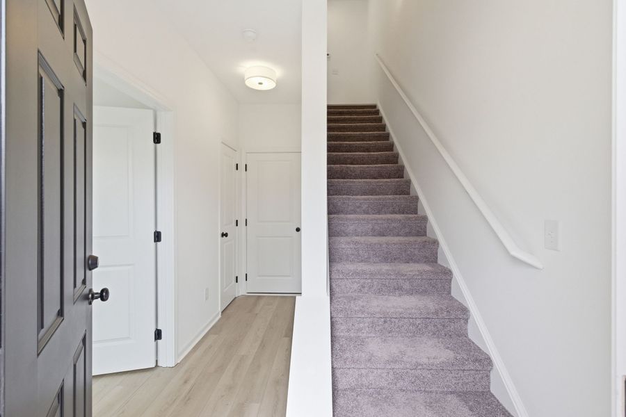 Spacious, unfurnished interior of a new home in Sweetbriar Place, Lebanon (Image 11).