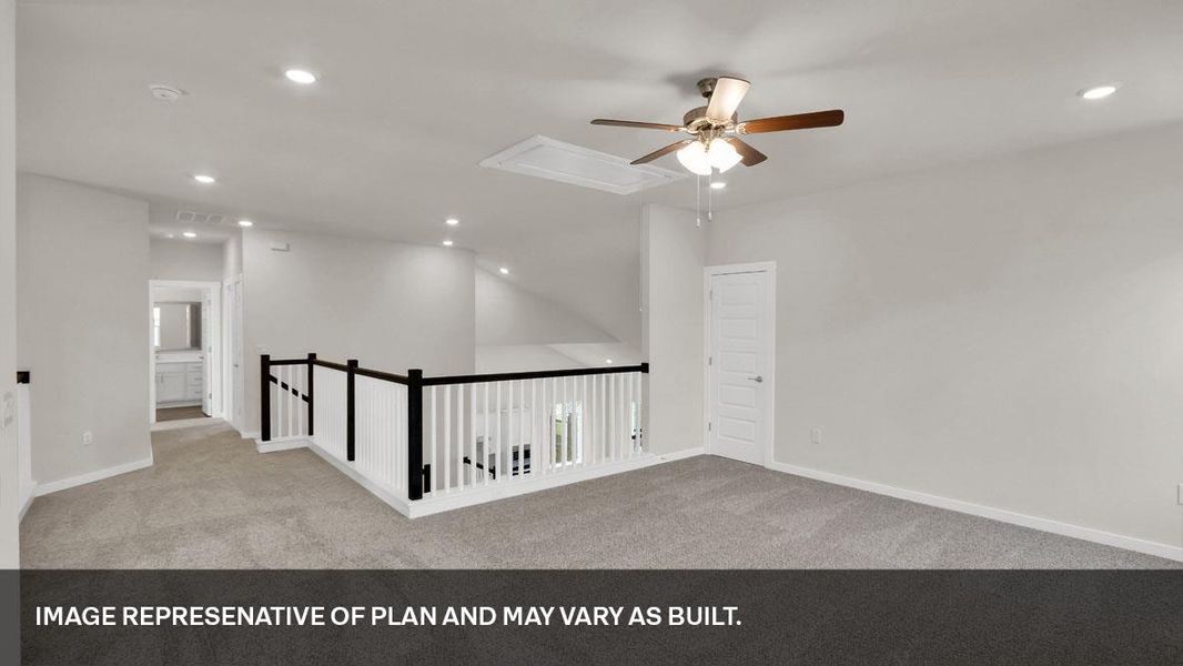 Spacious, unfurnished interior of a new home in Rosenbusch Ranch, Leander (Image 12).