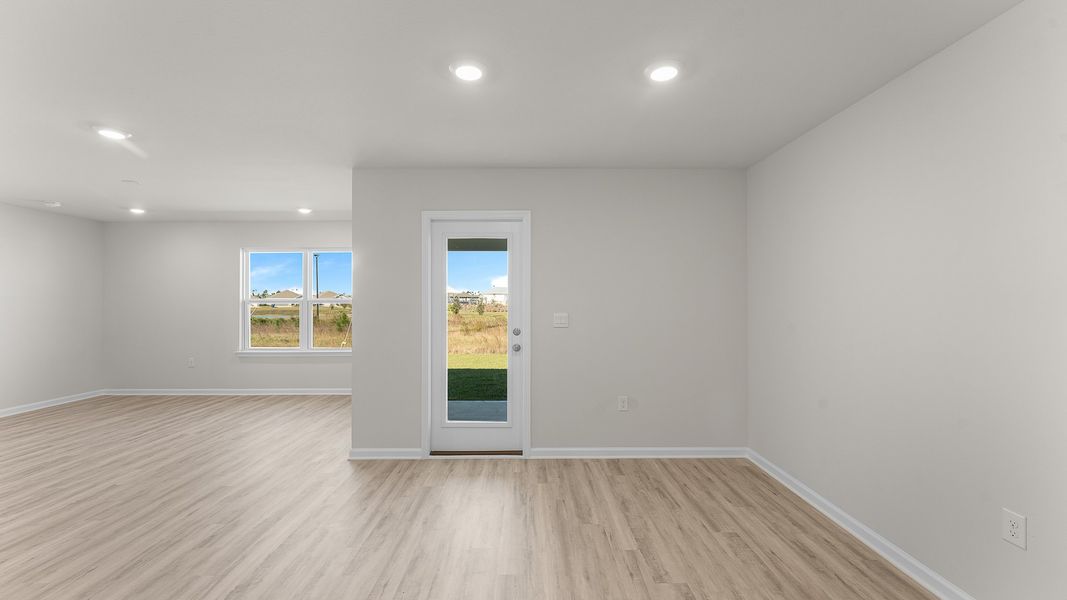 Spacious, unfurnished interior of a new home in Liberty, Panama City (Image 19).