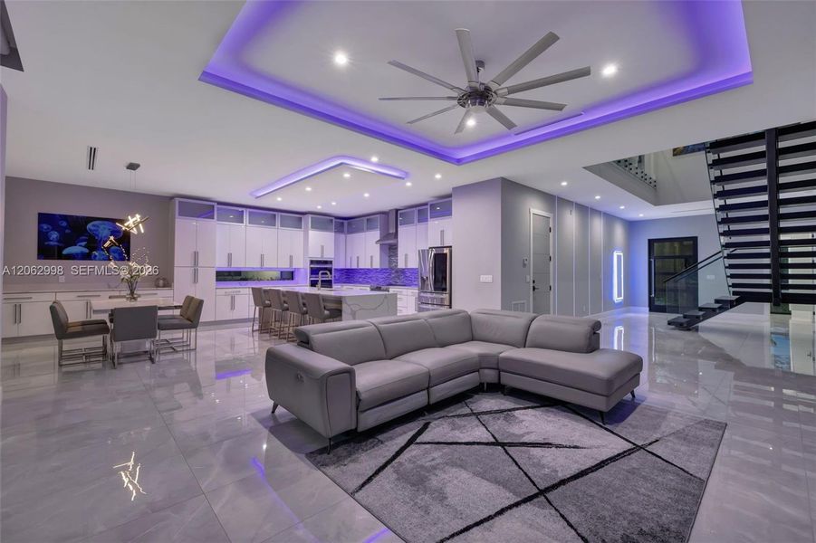 Furnished interior view inside a new home in , Fort Lauderdale (Image 82).