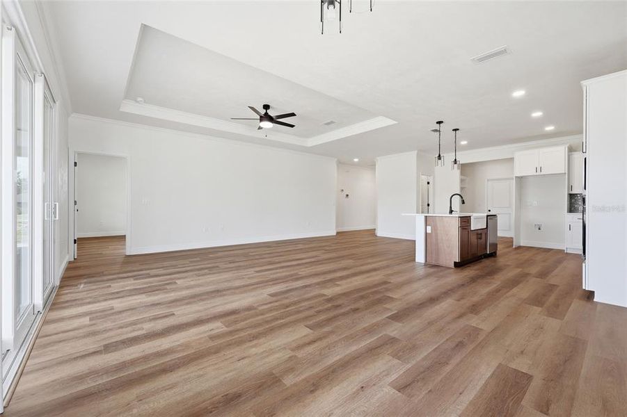 Spacious, unfurnished interior of a new home in Grand Oaks, Gainesville (Image 26).