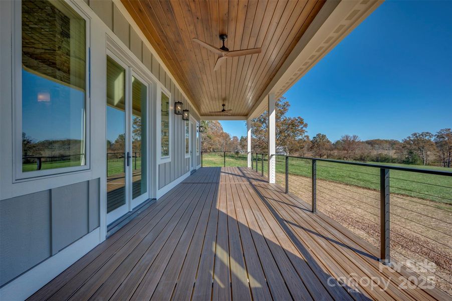 Exterior details and patio area of a home in , Tryon (Image 4).