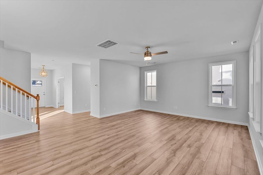 Spacious, unfurnished interior of a new home in Rogers Spring, Graham (Image 24).