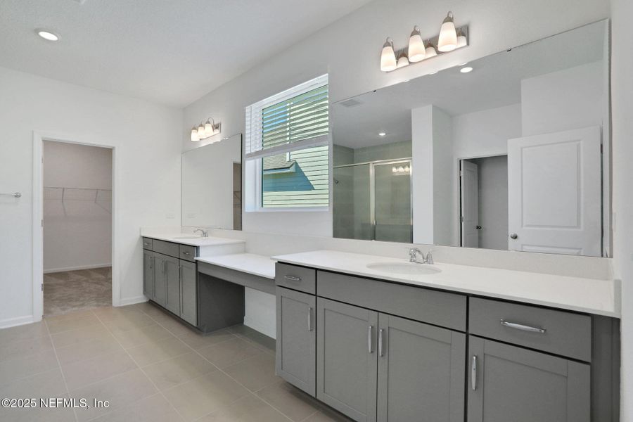 Furnished interior view inside a new home in , Green Cove Springs (Image 14).