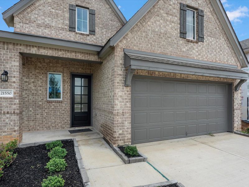 Exterior details and patio area of a home in Emory Glen, Magnolia (Image 4).