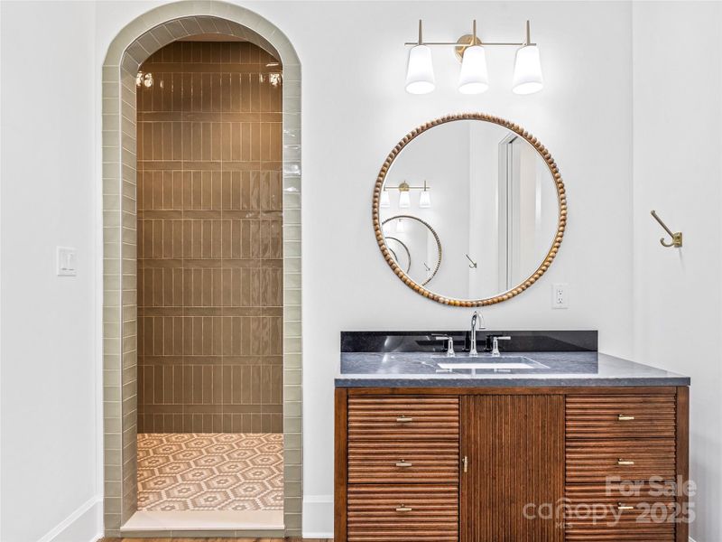 Close-up of interior finishes inside a home in , Asheville (Image 14). Close-up of interior finishes inside a home in , Asheville (Image 14).