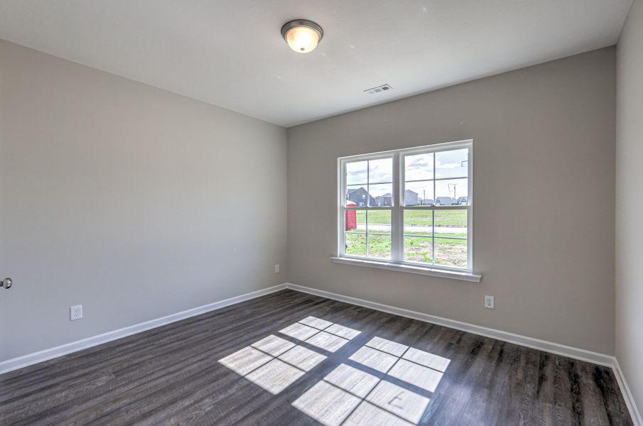 Spacious, unfurnished interior of a new home in Collin's Place, Decherd (Image 17).