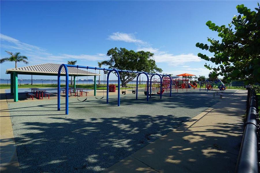 Community amenities in , Punta Gorda (Image 43).