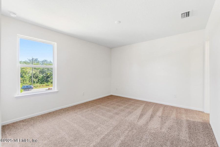 Spacious, unfurnished interior of a new home in , St. Augustine (Image 11).