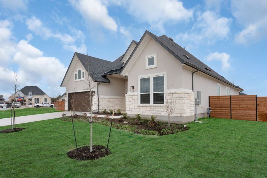Exterior details and patio area of a home in Broken Oak, Georgetown (Image 26).