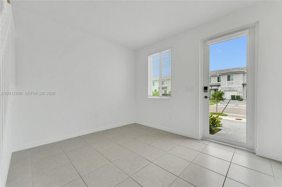 Spacious, unfurnished interior of a new home in , Homestead (Image 23).