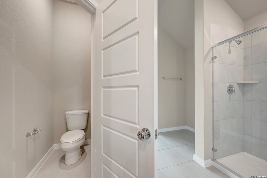 Furnished interior view inside a new home in Hickory Ridge Estates, Elmendorf (Image 11).