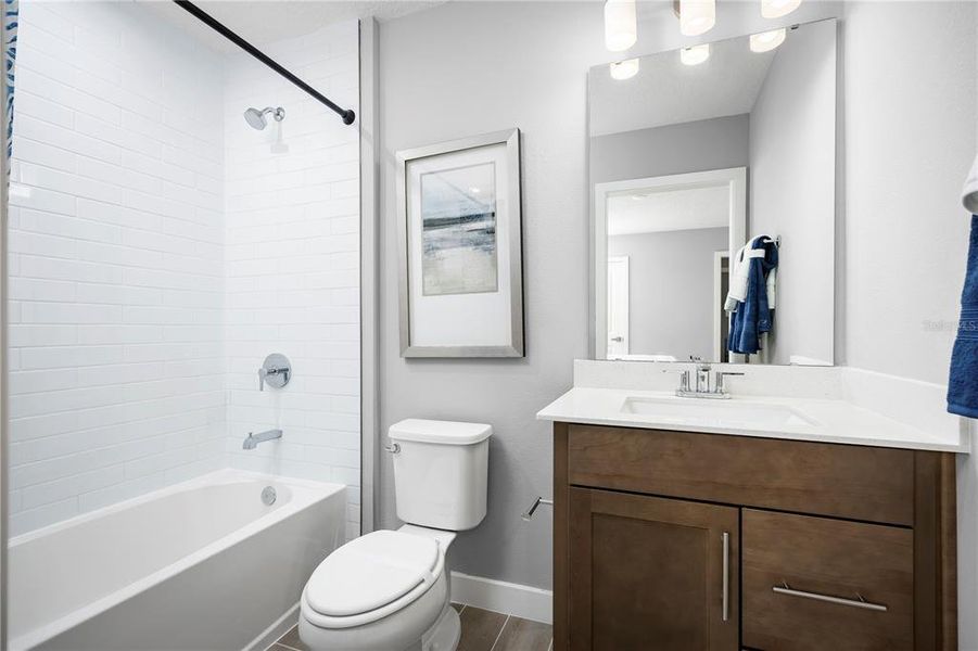 Furnished interior view inside a new home in Cedar Landings, Leesburg (Image 5).