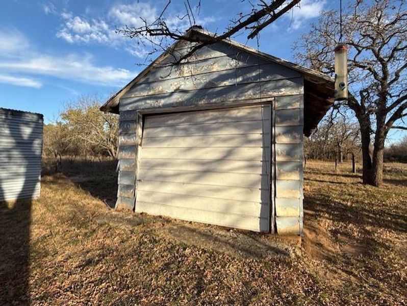 Image 36 of a home in . Image 36 of a home in .