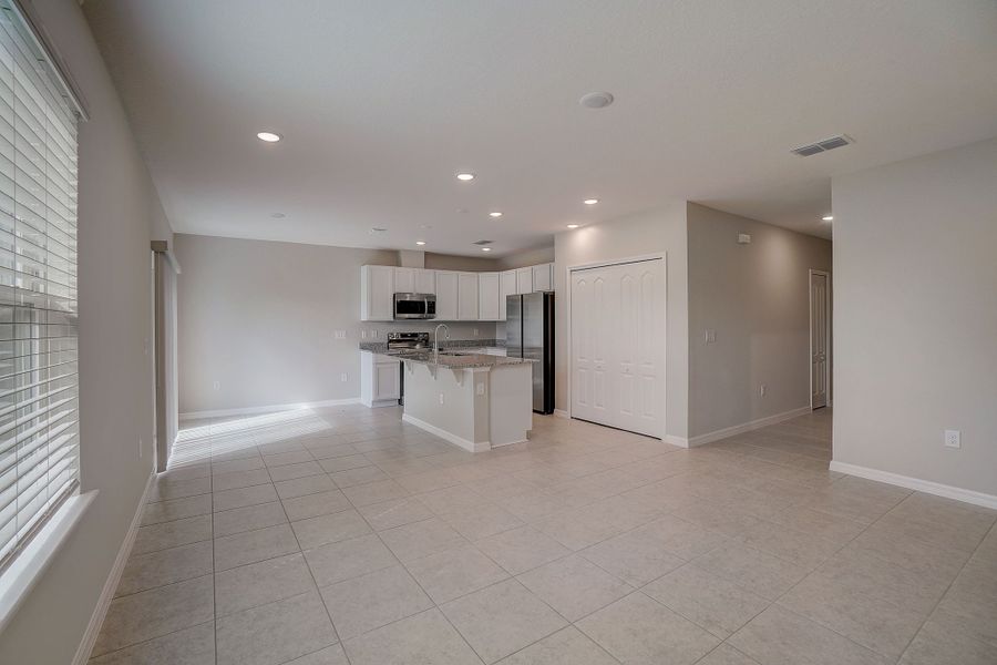 Representative unfurnished interior of a home built from the Oak by Maronda Homes in Coastal Communities, Edgewater (Image 14).