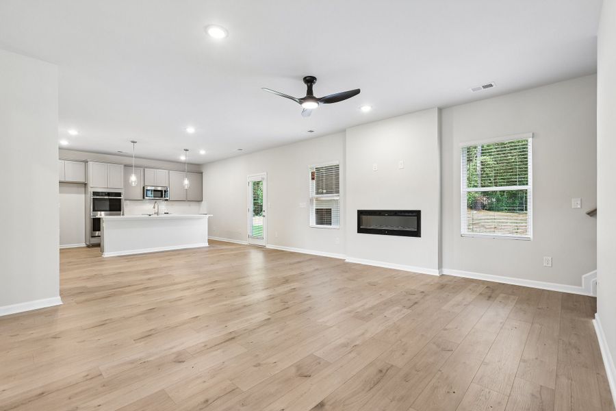 4br New Home in Jackson, GA.  - Slide 7