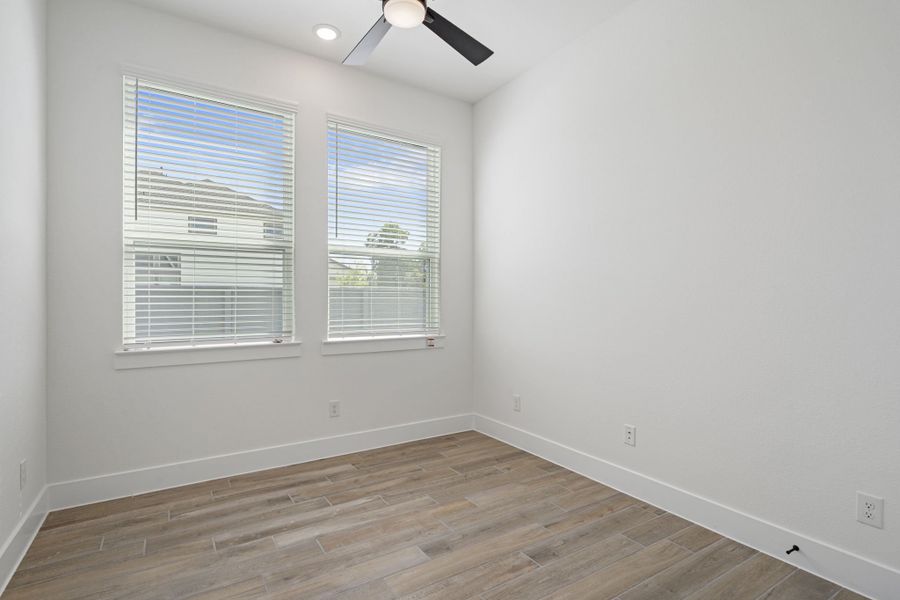 Representative unfurnished interior of a home built from the Malibu – 60′ Lot by Chesmar Homes in Fulshear Lakes, Fulshear (Image 22). Representative unfurnished interior of a home built from the Malibu – 60′ Lot by Chesmar Homes in Fulshear Lakes, Fulshear (Image 22).
