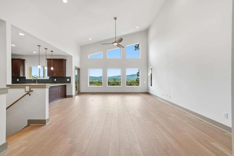 Spacious, unfurnished interior of a new home in , Ellijay (Image 62).