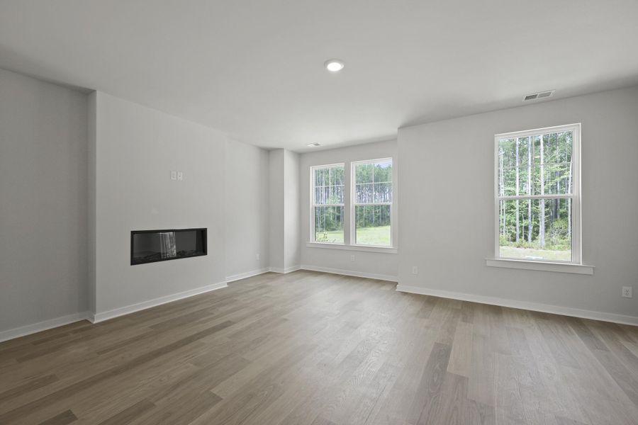 Spacious, unfurnished interior of a new home in Nexton, Summerville (Image 29).
