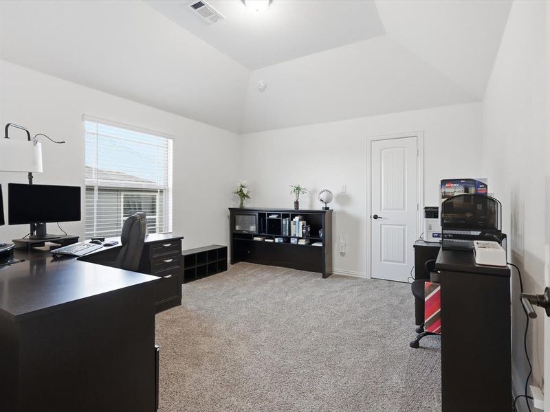 Furnished interior view inside a new home in , Mansfield (Image 17).