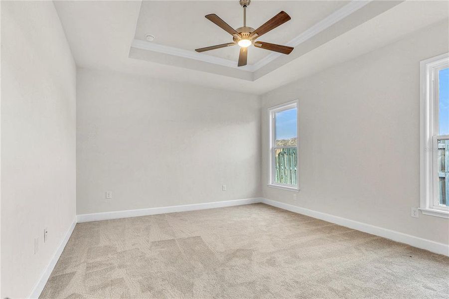Spacious, unfurnished interior of a new home in , Alachua (Image 9).