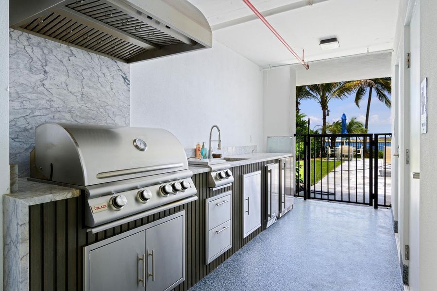 Summer Kitchen