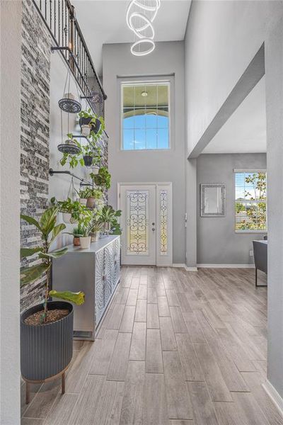 Furnished interior view inside a new home in , Wesley Chapel (Image 9).